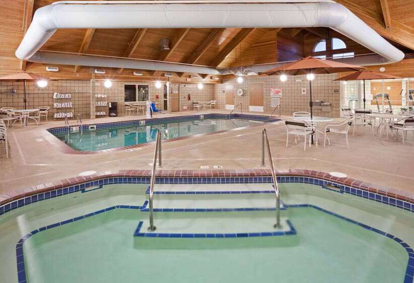 فندق Americinn By Wyndham Fort Pierre Conference Center