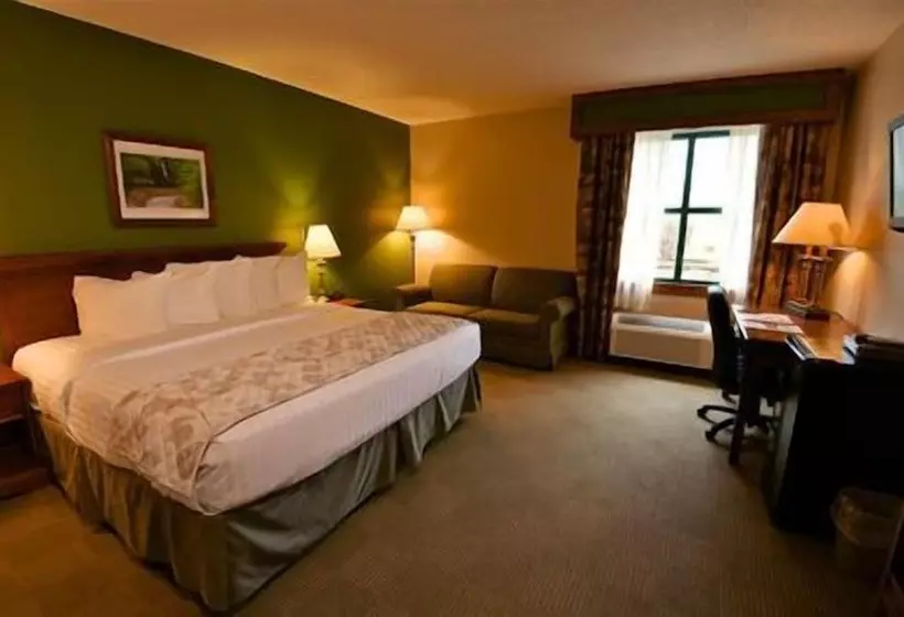 호텔 Chief Logan Lodge