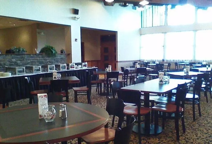 호텔 Chief Logan Lodge