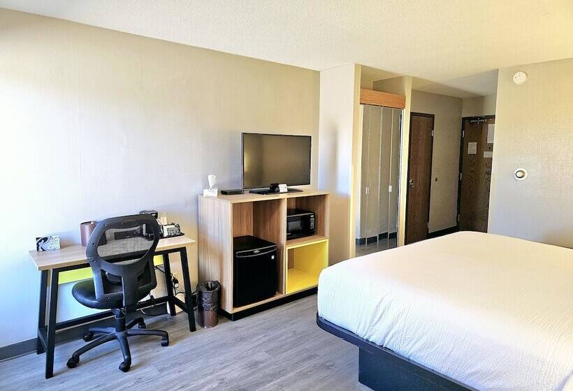 Отель Days Inn By Wyndham Rolla