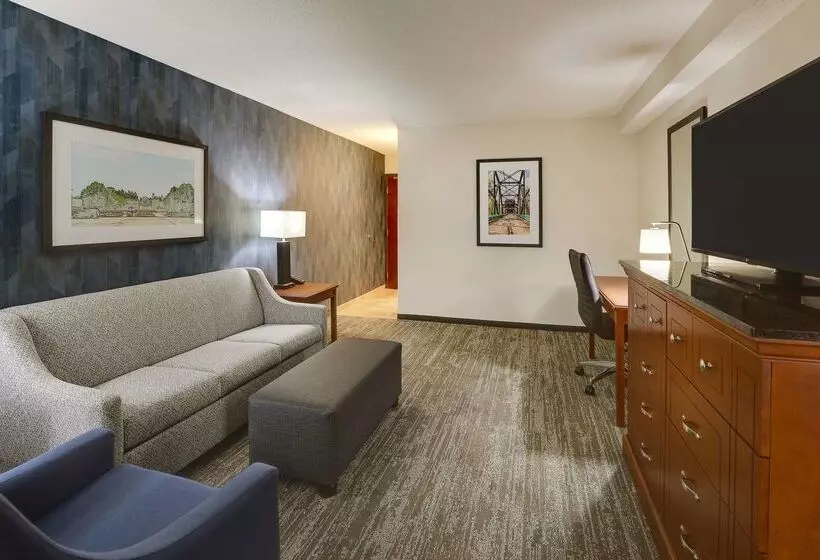 호텔 Drury Inn & Suites St. Louis St. Peters