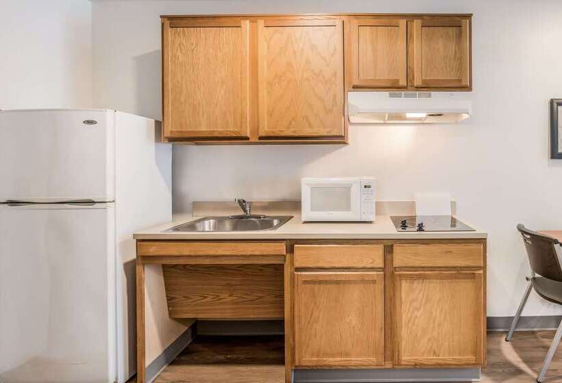 בית מלון כפרי Extended Stay America Select Suites  Tallahassee  Northwest