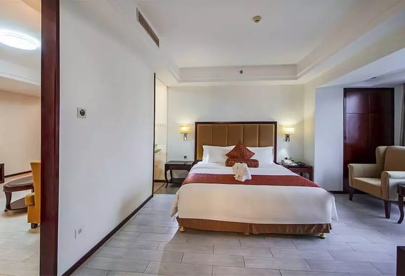 هتل Haikou Baofa Shengyi