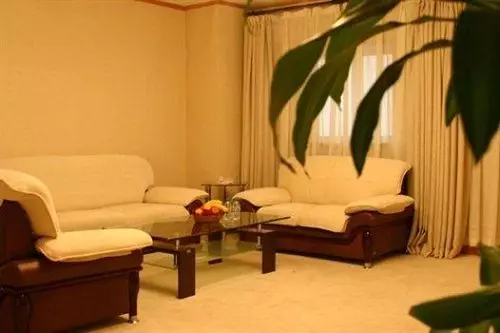 Hotel Rail Tel Communication Commercial