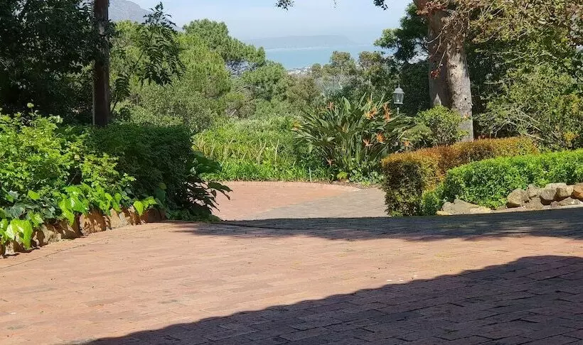 بنسيون Cap Serein Guest House