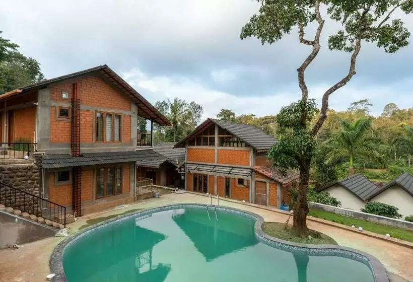 ベッドアンドブレックファースト Pansy, Scenic 1 Br Cottage With Pool By Roamhome