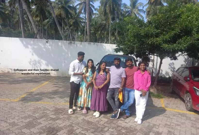 Hotelli Sri Saveraa Residency