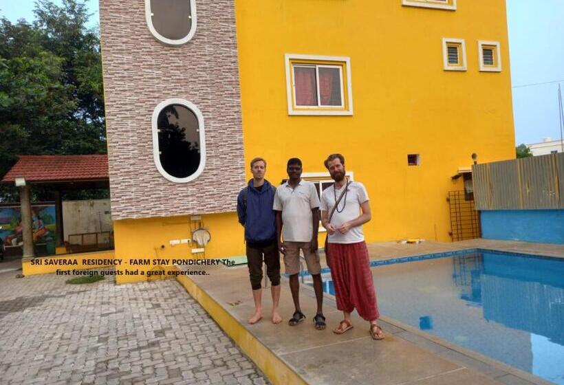 Hotel Sri Saveraa Residency