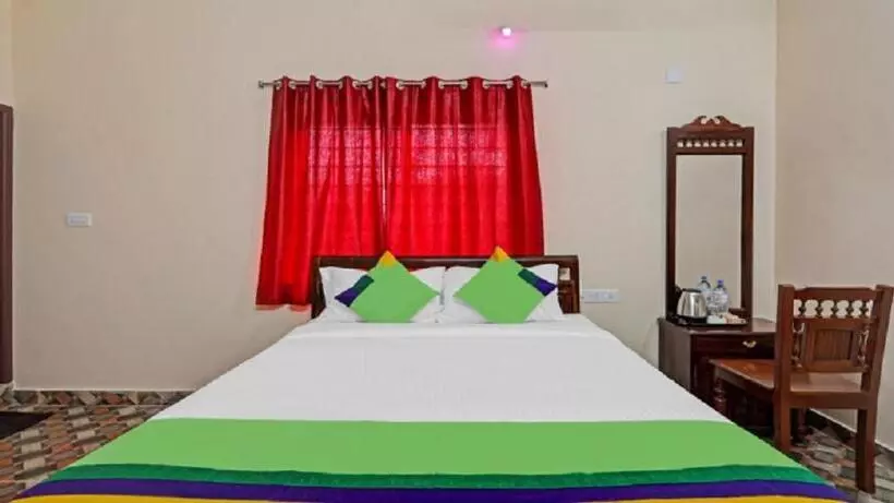 Hotelli Sri Saveraa Residency