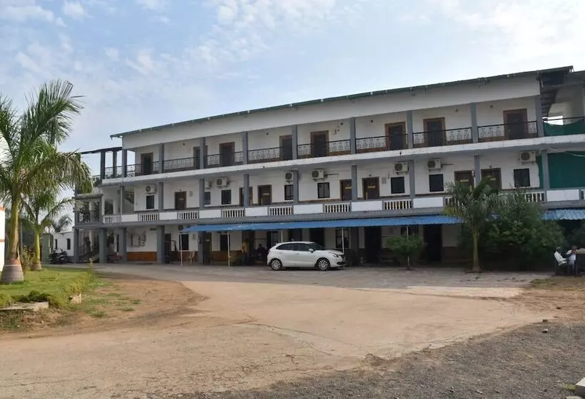 Hotelli Vasant Vihar Resort