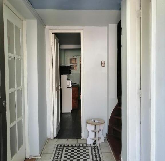 پانسیون Hostal Suzi