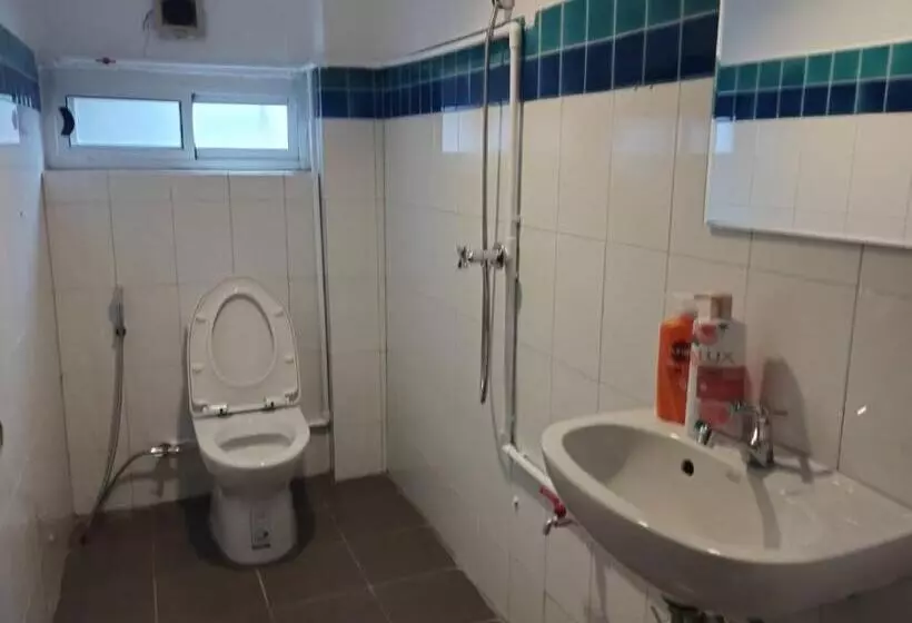 Majatalo Italay Guesthouse