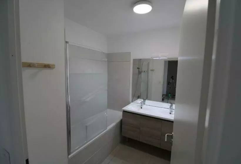 Proche Montpellier Et Plages Duplex 3ch Centre Ville 2 Parkings