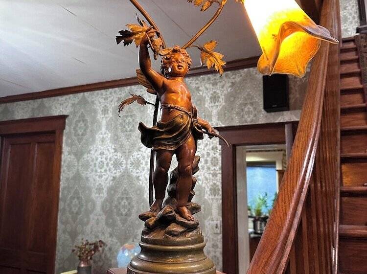 Vaast Bed & Breakfast