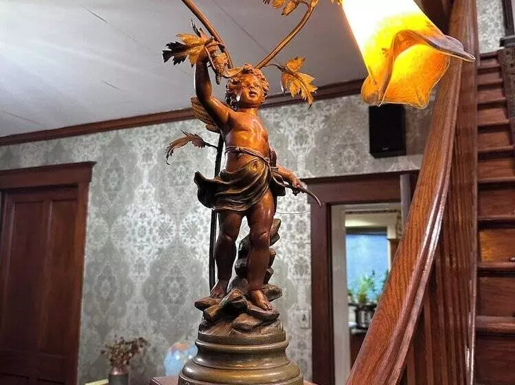 Vaast Bed & Breakfast