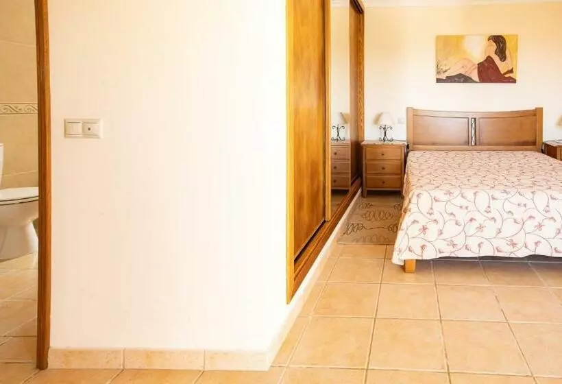 Villa Agapito   Sea View   Ac   By Bedzy