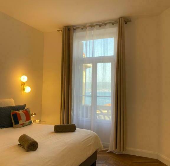 Ajaccio : Appartement De Grand Standing Vue Mer