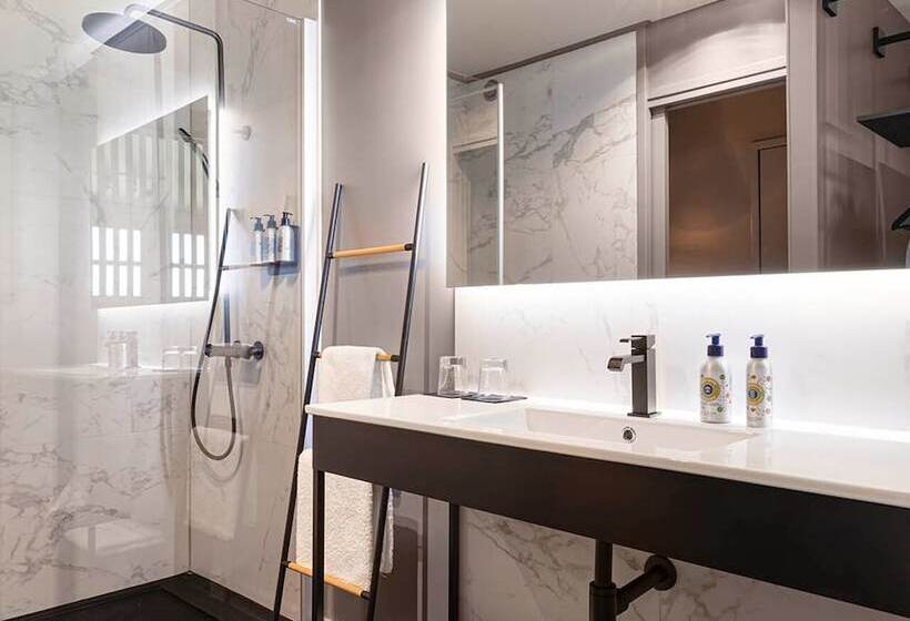 住宿加早餐  La Maison Py