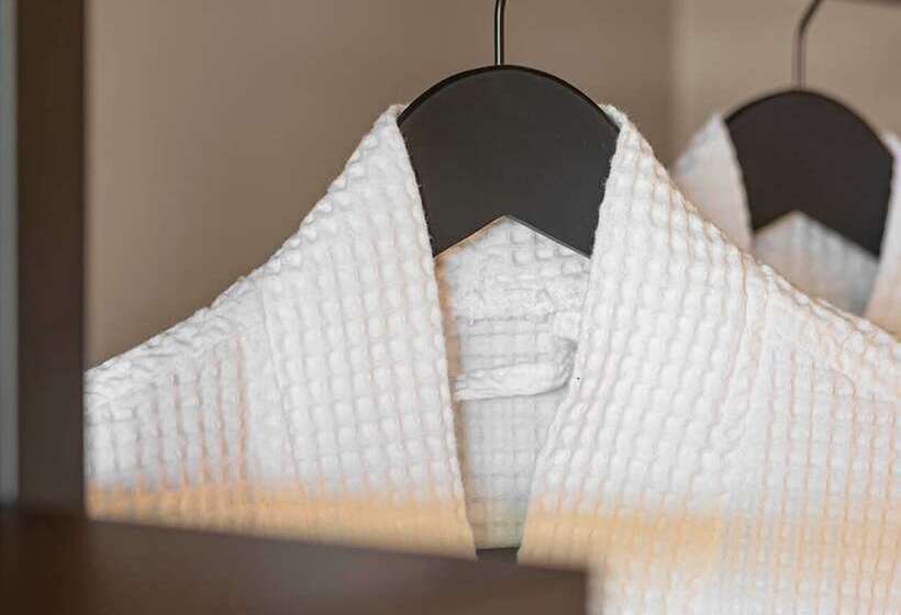 住宿加早餐  La Maison Py