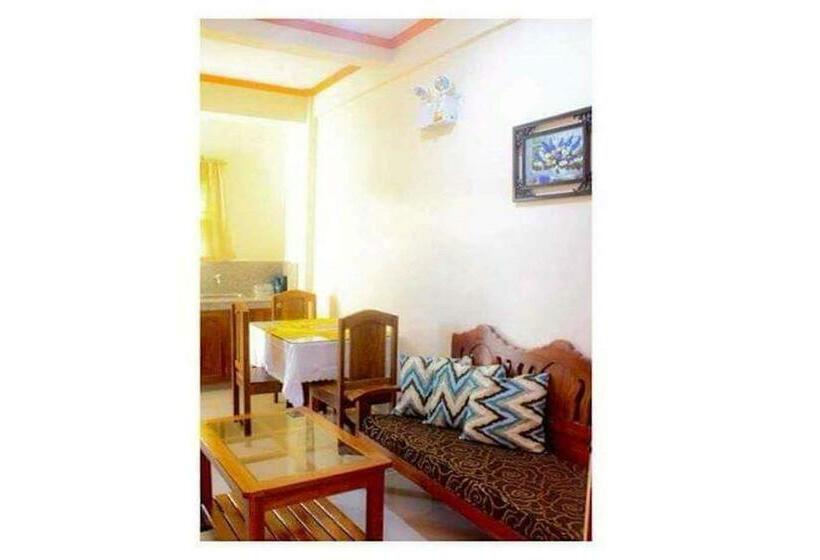 Hotel Oyo 900 Tahanan Ni Kuya Juan