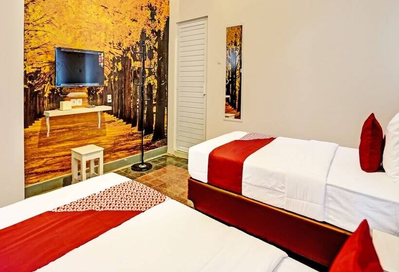 Hotel Oyo 91618  Nawangwulan
