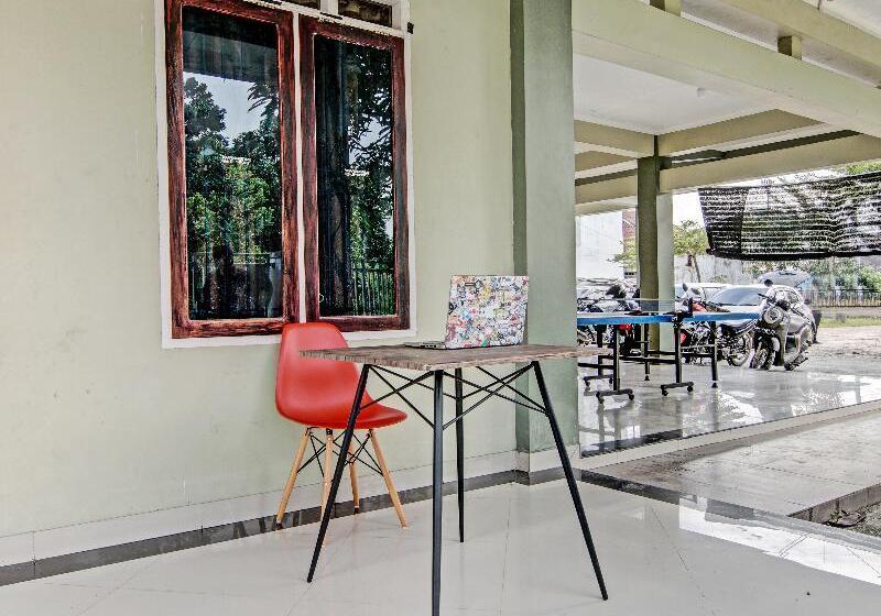 فندق Oyo 91642 Fhazel Residence Syariah