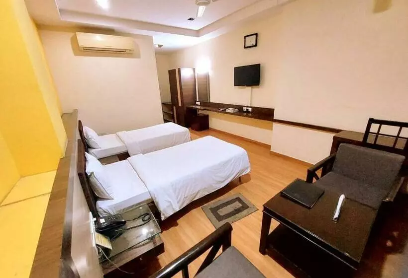 Hotelli Vatsa International