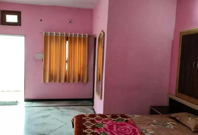 Majatalo Laxmanji Villas