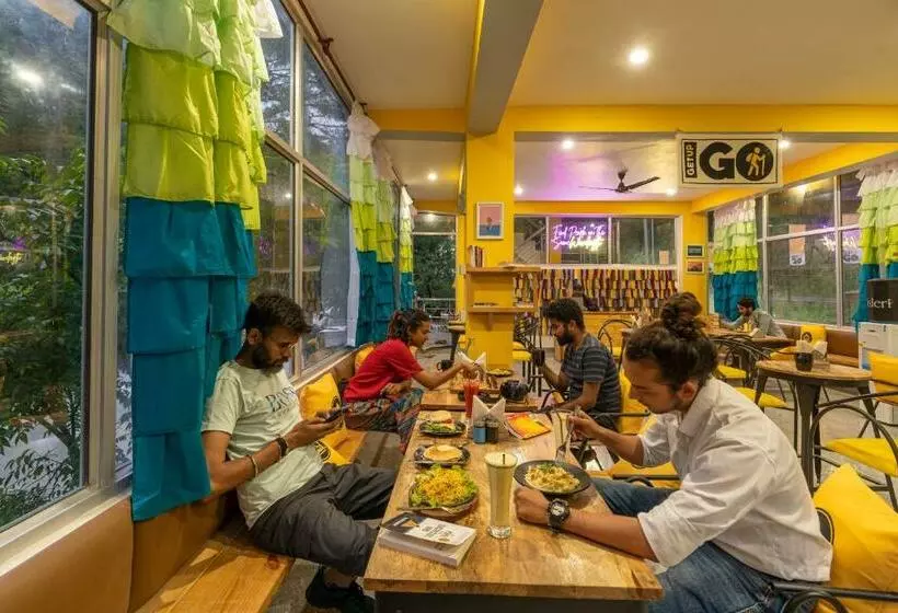 The Hosteller Kasol Riverside