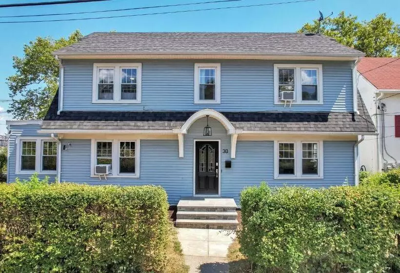 Deck View Of Hudson River & Mt Beacon / Boho Suite