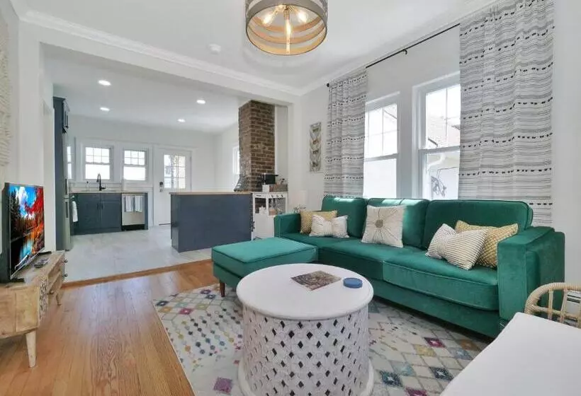 Deck View Of Hudson River & Mt Beacon / Boho Suite