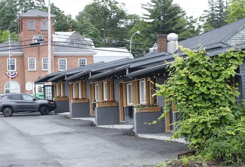 Мотель The Vine On Main