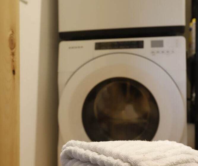 Мотель The Vine On Main