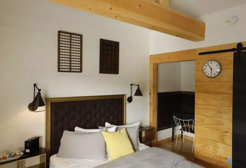 Motelli The Vine On Main