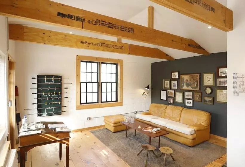 Motelli The Vine On Main