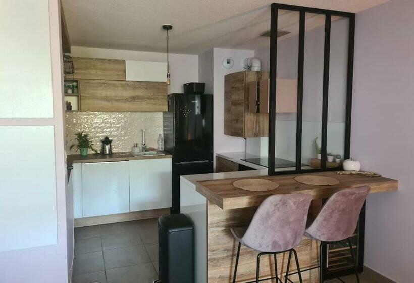 Résidence Neuve Avec Parking Intérieur Et Balcon