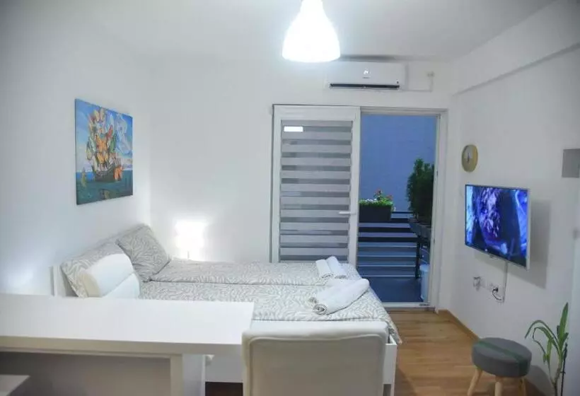 Dekart 2 Apartment