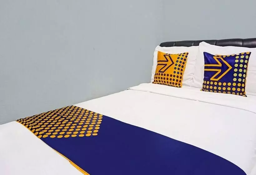 Hotelli Spot On 91600 Syariah Army Kost & Homestay