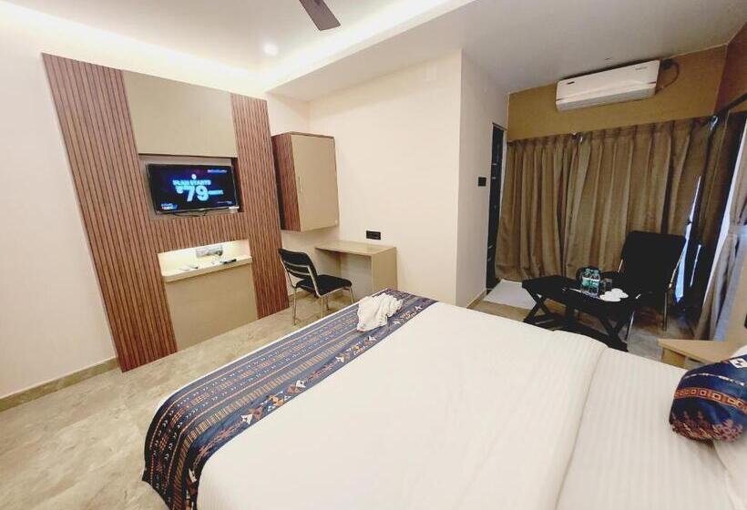 בית מלון כפרי The Greenstar Inn Premium