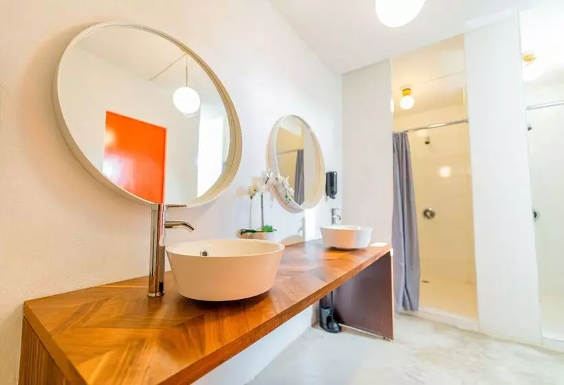 Juliette Hostel Digital Nomad Women Only