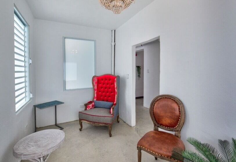 Juliette Hostel Digital Nomad Women Only