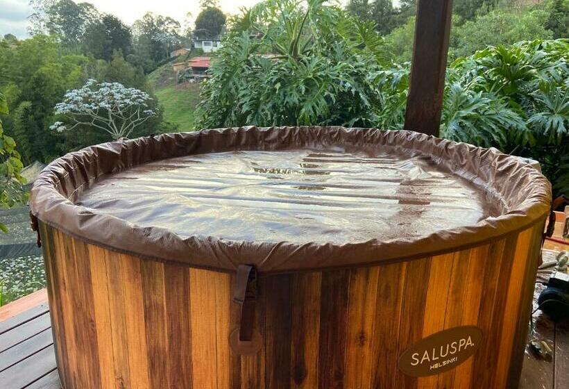 Majestuosa Finca Cerca Al Aeropuerto J.m.c