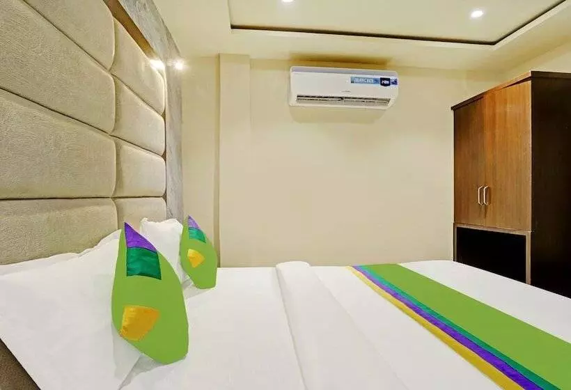 Hotelli Treebo Risha