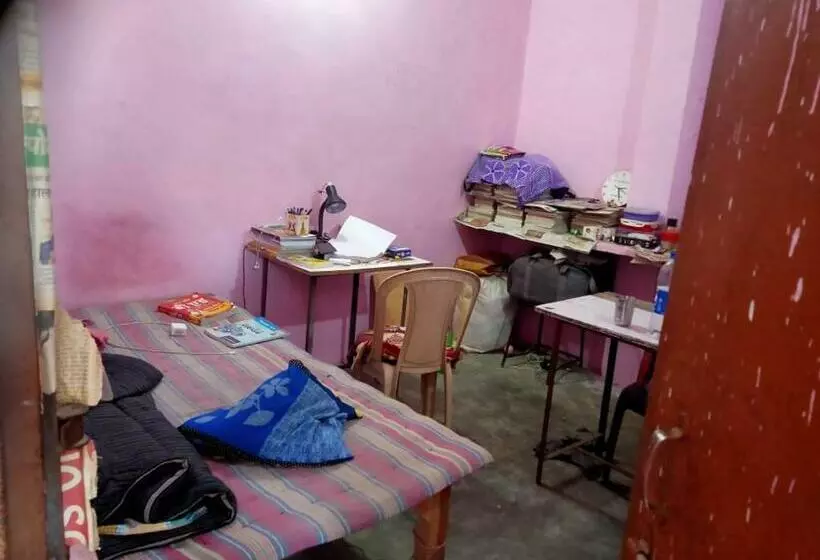 Laxmi Boys Hostel By Wb Inn