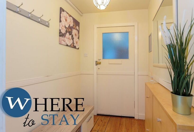 Lovely Apartment By The Hillwood Park Free Parking