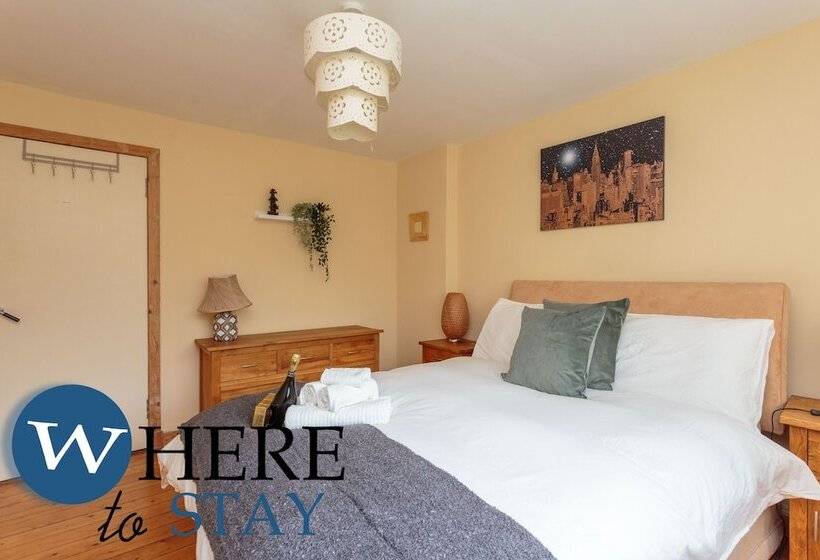 Lovely Apartment By The Hillwood Park Free Parking