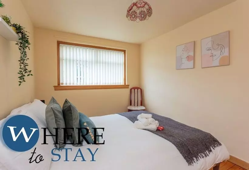 Lovely Apartment By The Hillwood Park Free Parking