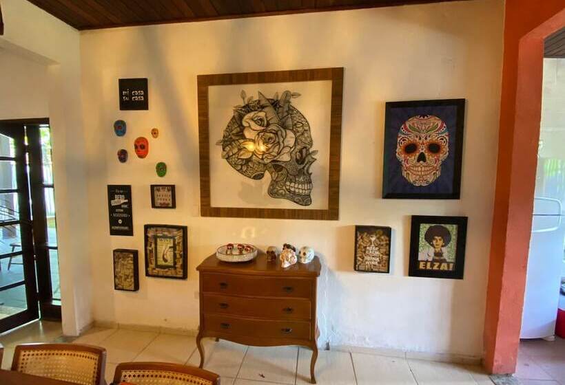 پانسیون Tropical Casa Ubatuba