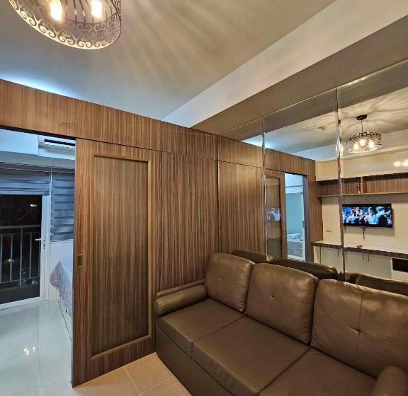 Cozy Staycation At Shell Residences