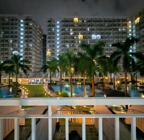 Cozy Staycation At Shell Residences